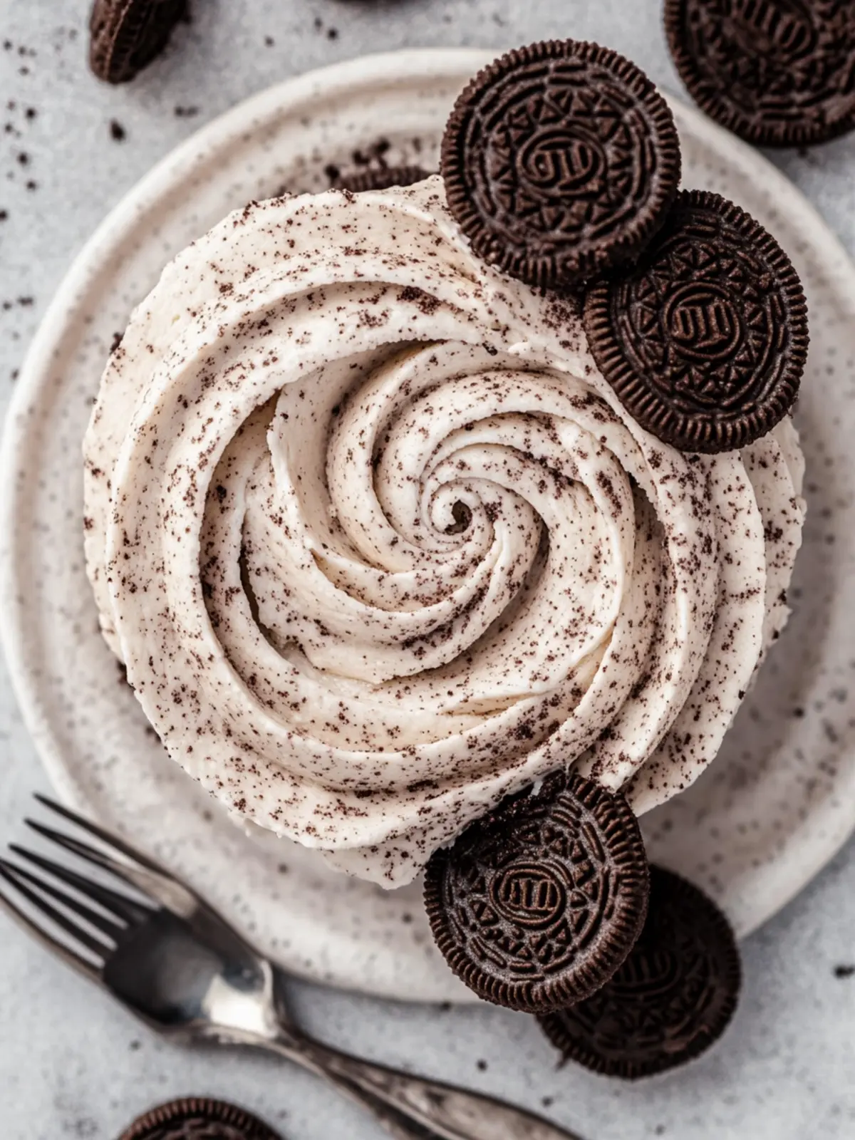 Decadent Oreo Buttercream Frosting That Elevates Any Dessert 3 Oreo Buttercream Frosting