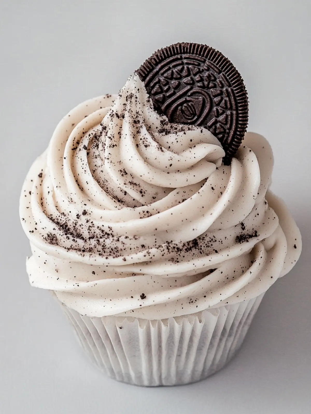 Decadent Oreo Buttercream Frosting That Elevates Any Dessert 2 Oreo Buttercream Frosting